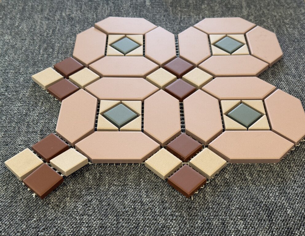 Carreaux Victorian à motif géométrique mosaïque BERGEN PINK 29.5x29.5